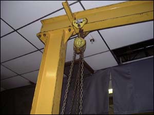 Figure 4. Overhead hoist operated by a pull chain.