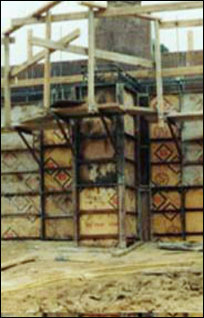 Figure 16 - A bracket-form scaffold attached to formwork. For problems with accessibility in using figures and illustrations, please contact the DOC at 202-693-2020.