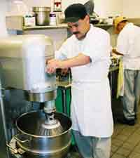 Mixer with no machine guarding